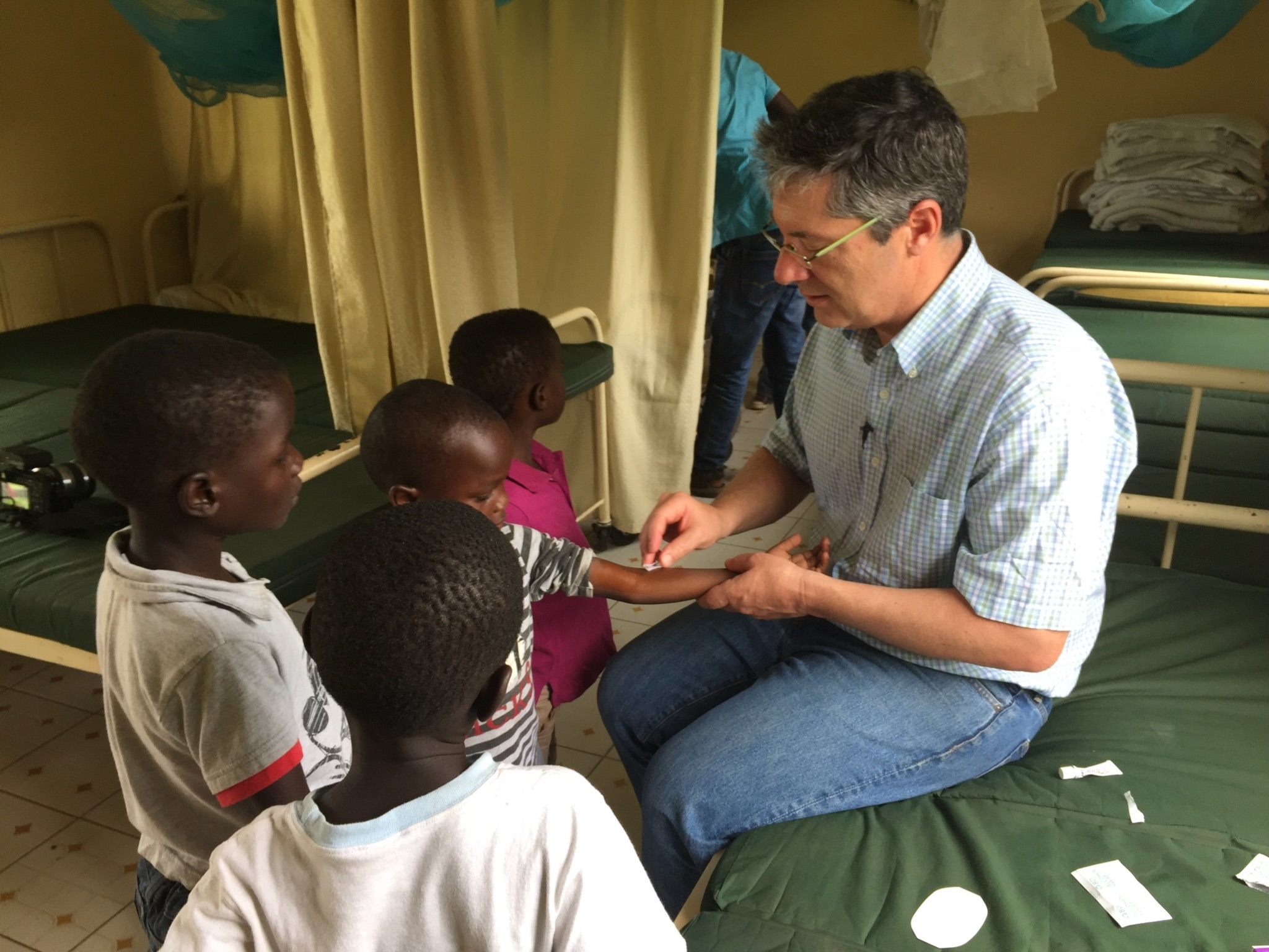 Dr. Jonathan Kurtis conducting research near Kisumu, Kenya, one of the world’s most malaria-infected regions